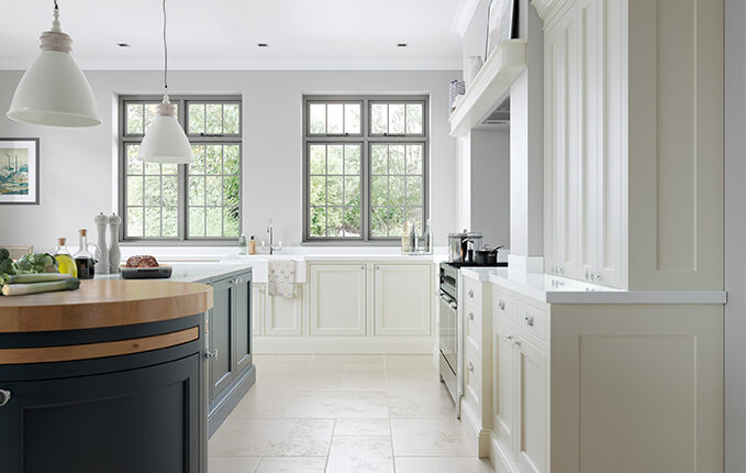 Belgravia Dark Blue and Porcelain_Cameo 1 belgravia dark blue and prcelain