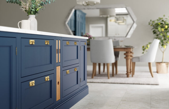 Belgravia Parisian Blue and Stone_Cameo 6 Parisian Blue